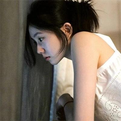 乌鸦小姐与蜥蜴先生